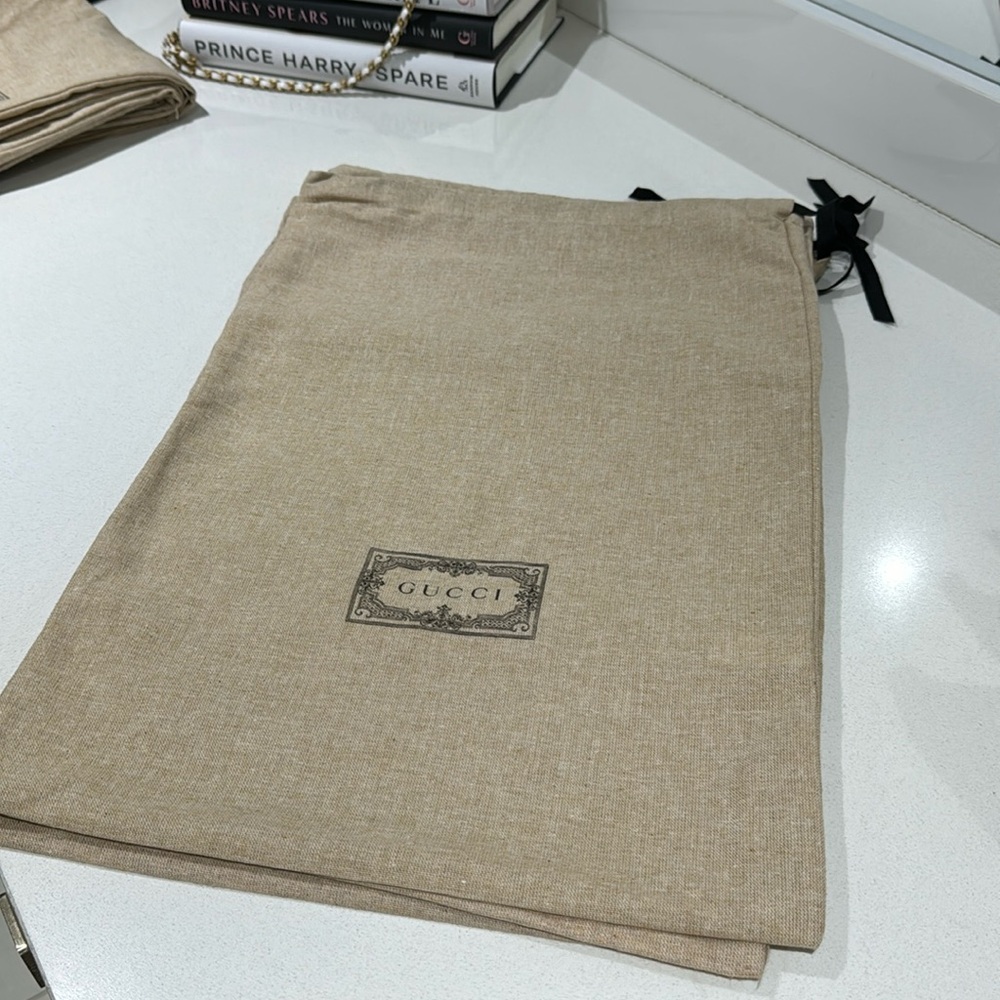 Gucci Dust bag (1)